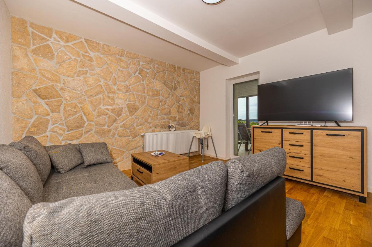 קריקווניצה Villa Rocca מראה חיצוני תמונה